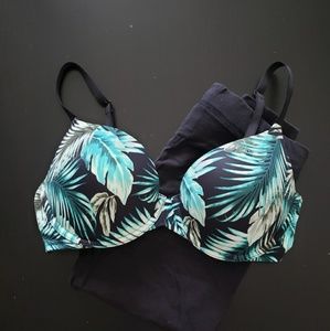 VS Pink Wear Everwhere Pushup